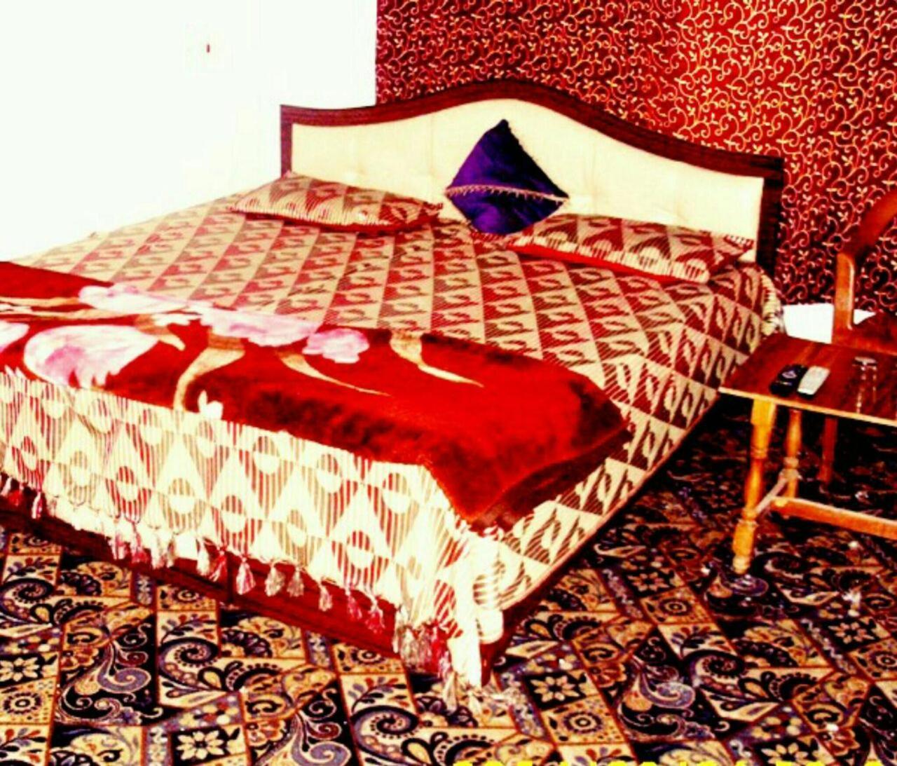 Fabulous Kashmir Srinagar Hotel ภายนอก รูปภาพ